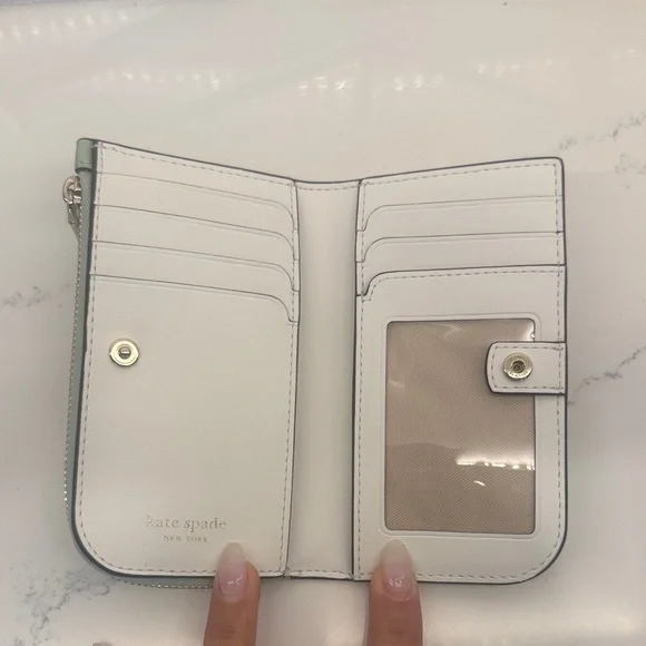 Kate Spade Mint Green Card Holder - Picture 4 of 9